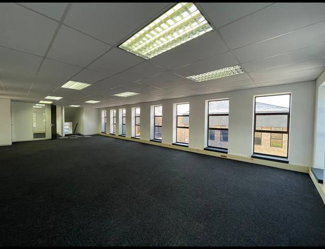 277M² OFFICE TO LET IN HURLINGHAM